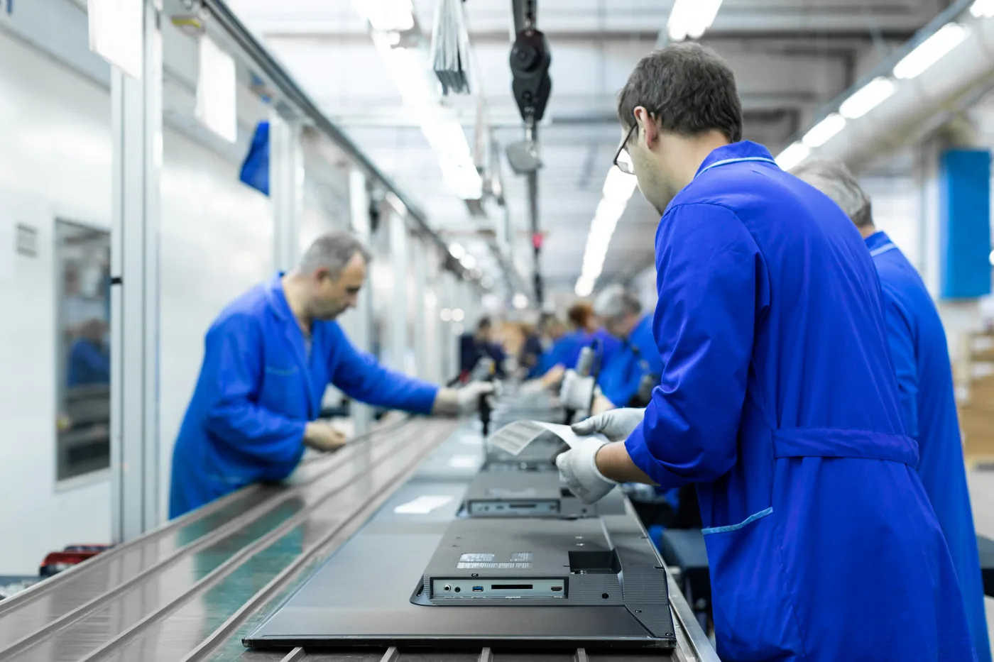 Operators along an assembly line
